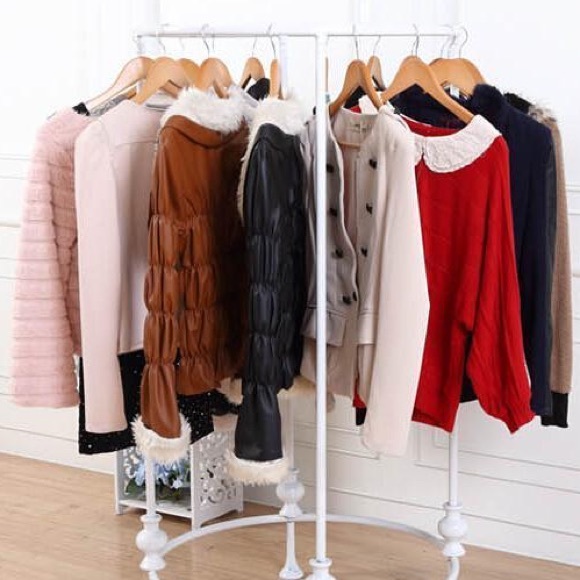 Meet your Posher, Kayla - Picture 1 of 1